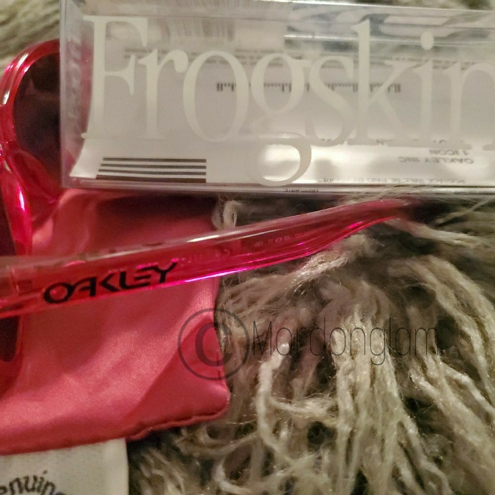 Sunglasses - Picture 3 of 5